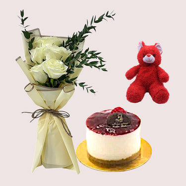 Raspberry Mono Cake with Roses